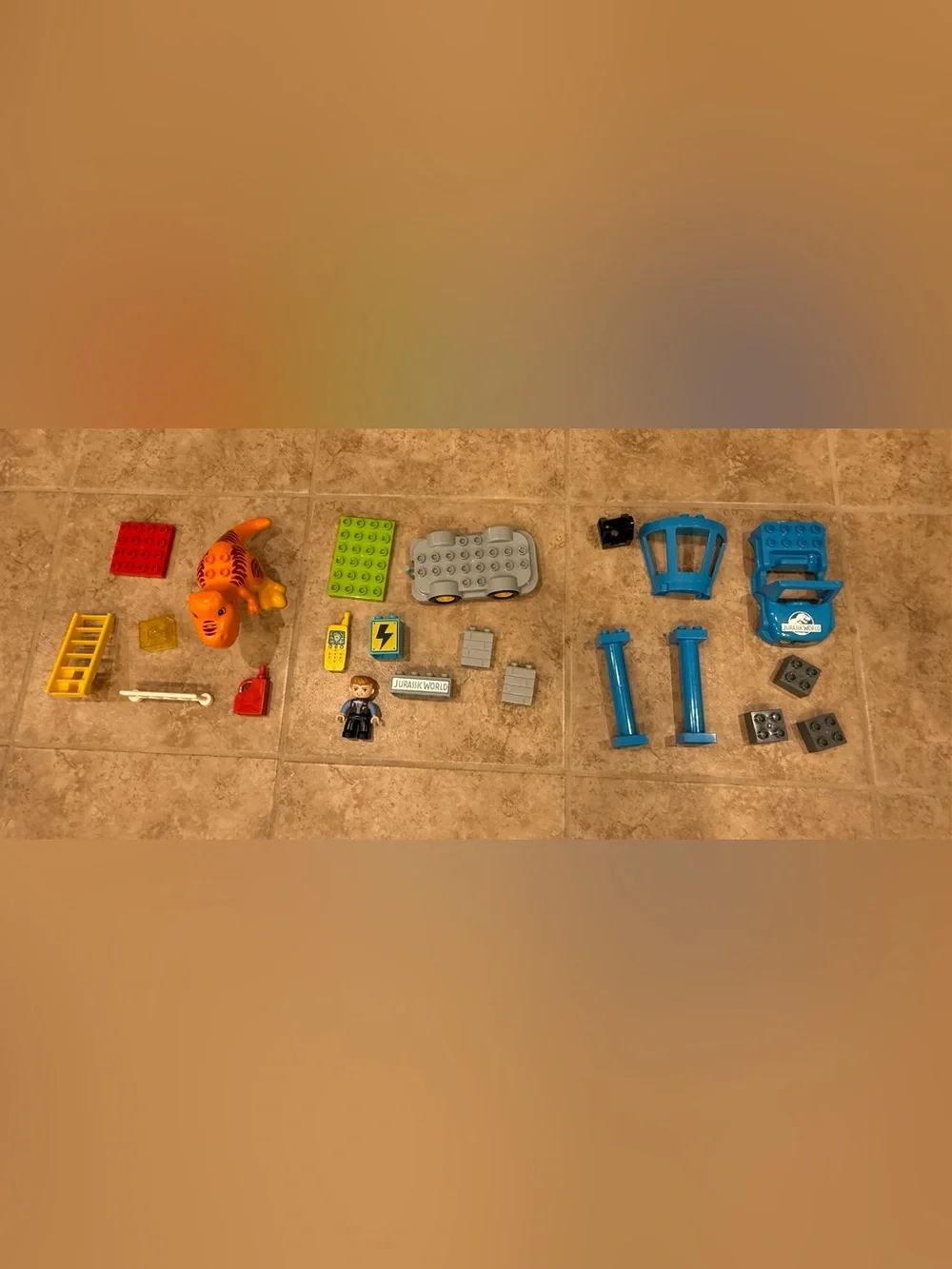 LEGO DUPLO Jurassic World T. rex Tower 10880 jurassic World complete set